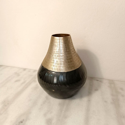 Pod vase